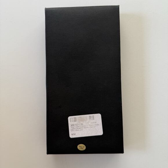 NIB Faux BlackLeather Gloves Faux Fur Pom Detail Mob Wife Aesthetic Women Size M - Picture 10 of 11